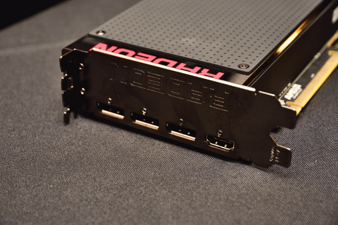 amd-radeon-r9-fury-x-16