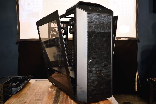 web-cooler-master-mastercase-5-5