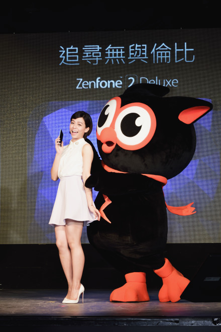 asus-zenfone-selfie-laser-deluxe-23