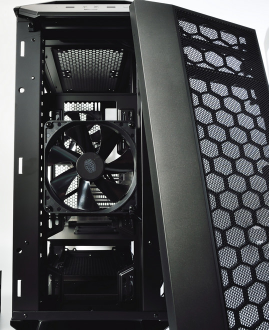 219-Cooler Master MasterCase 5-4