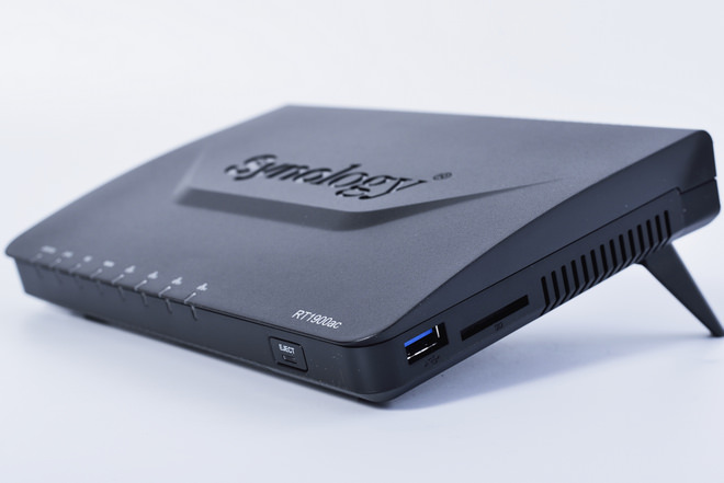 220-synology-rt1900ac-3