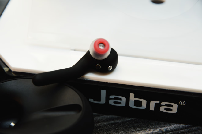 jabra-sport-pace-eclipse-8