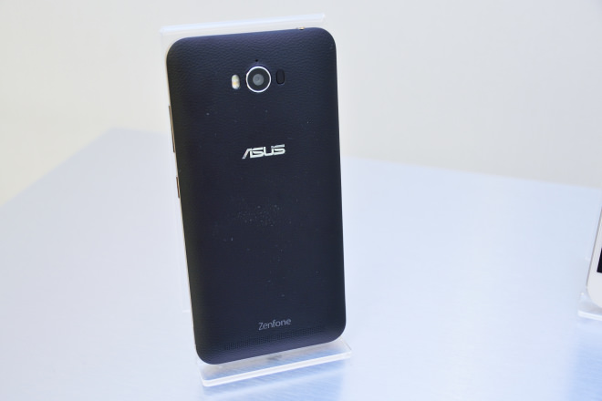 asus-zenfone-zoom-max-zenwatch-2-11