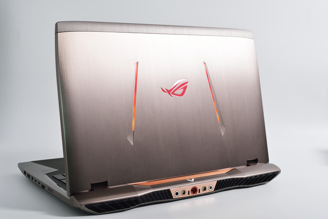 asus-rog-gx700-10