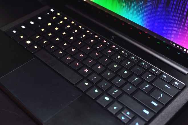 razer-Blade-Stealth-Core-Nabu-Watch-Stargazer-2