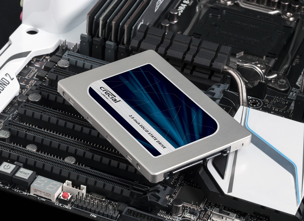 Crucial_mx200-2-5inch-ssd-box-motherboard