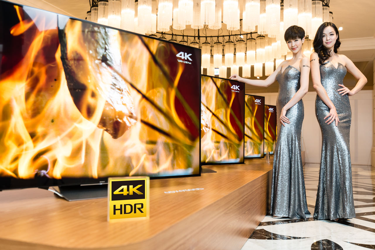 3.旗艦級BRAVIA 4K HDR 液晶電視X9300D將突破性的影像技術「超薄背光驅動技術」，完美實現於纖薄機身設計中，呈現明暗極限與豐富精準的對比度！